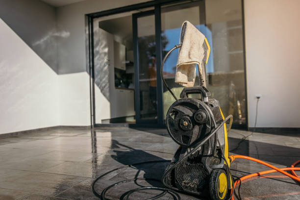 Best Roof Washing  in Weyauwega, WI